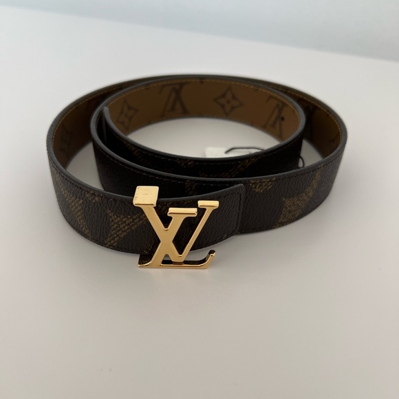 LV Initials 30MM Reversible Belt - Picture 1 of 1